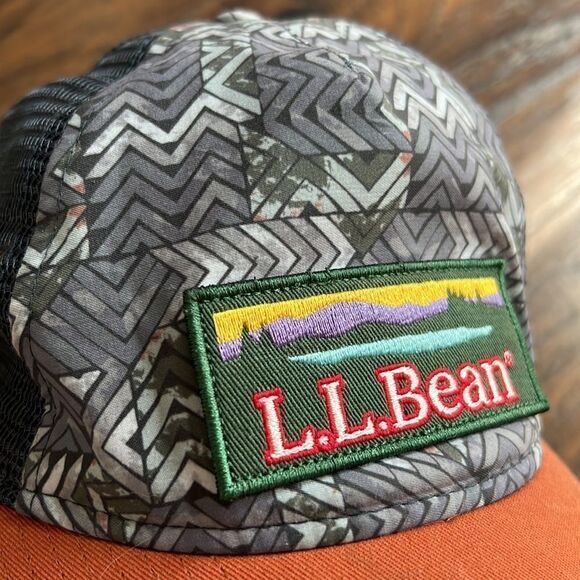 L.LBean Performance Trucker Cap, Cool print in GUc - Picture 6 of 6